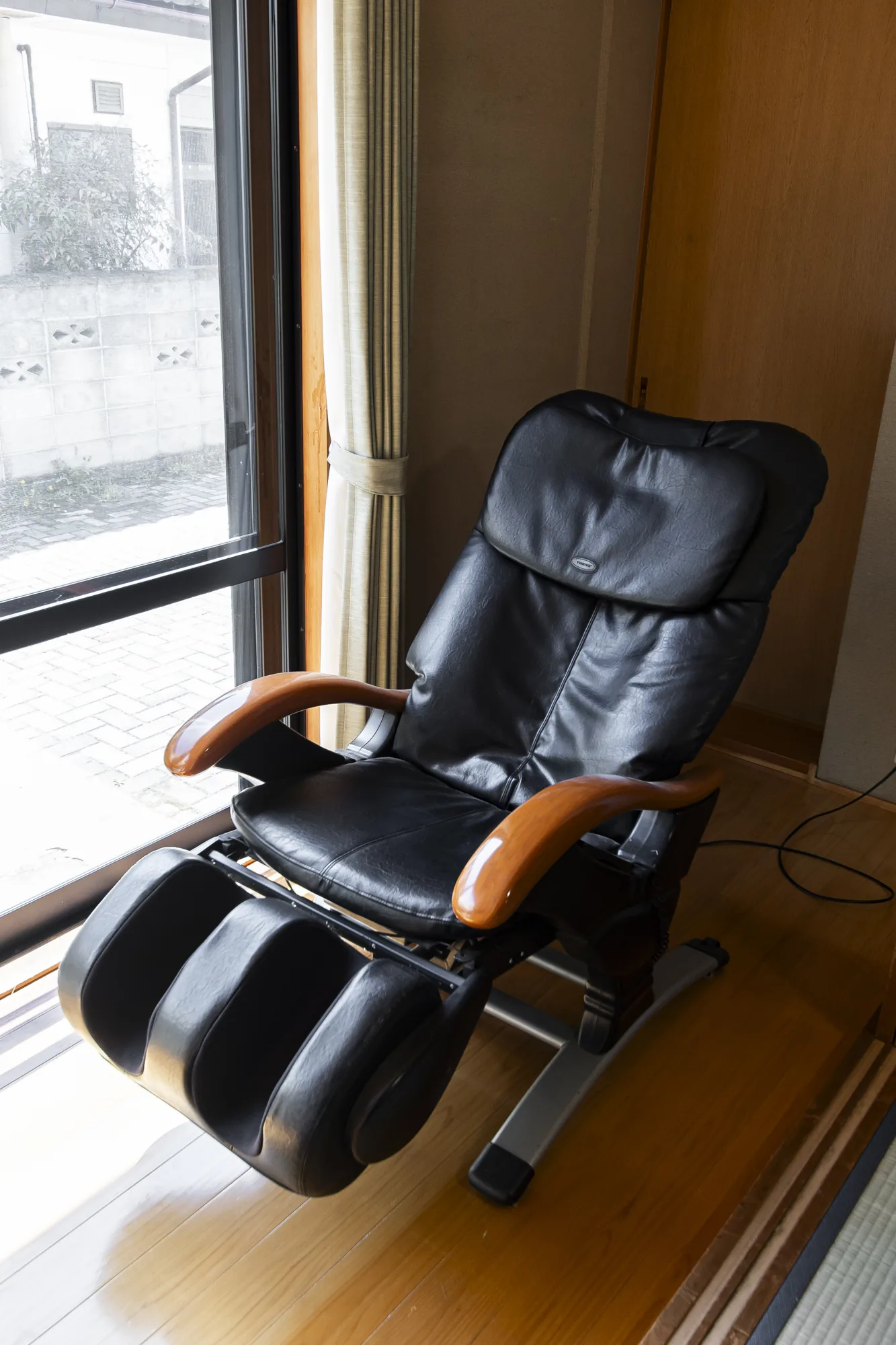 Guest House Masaru massage chair